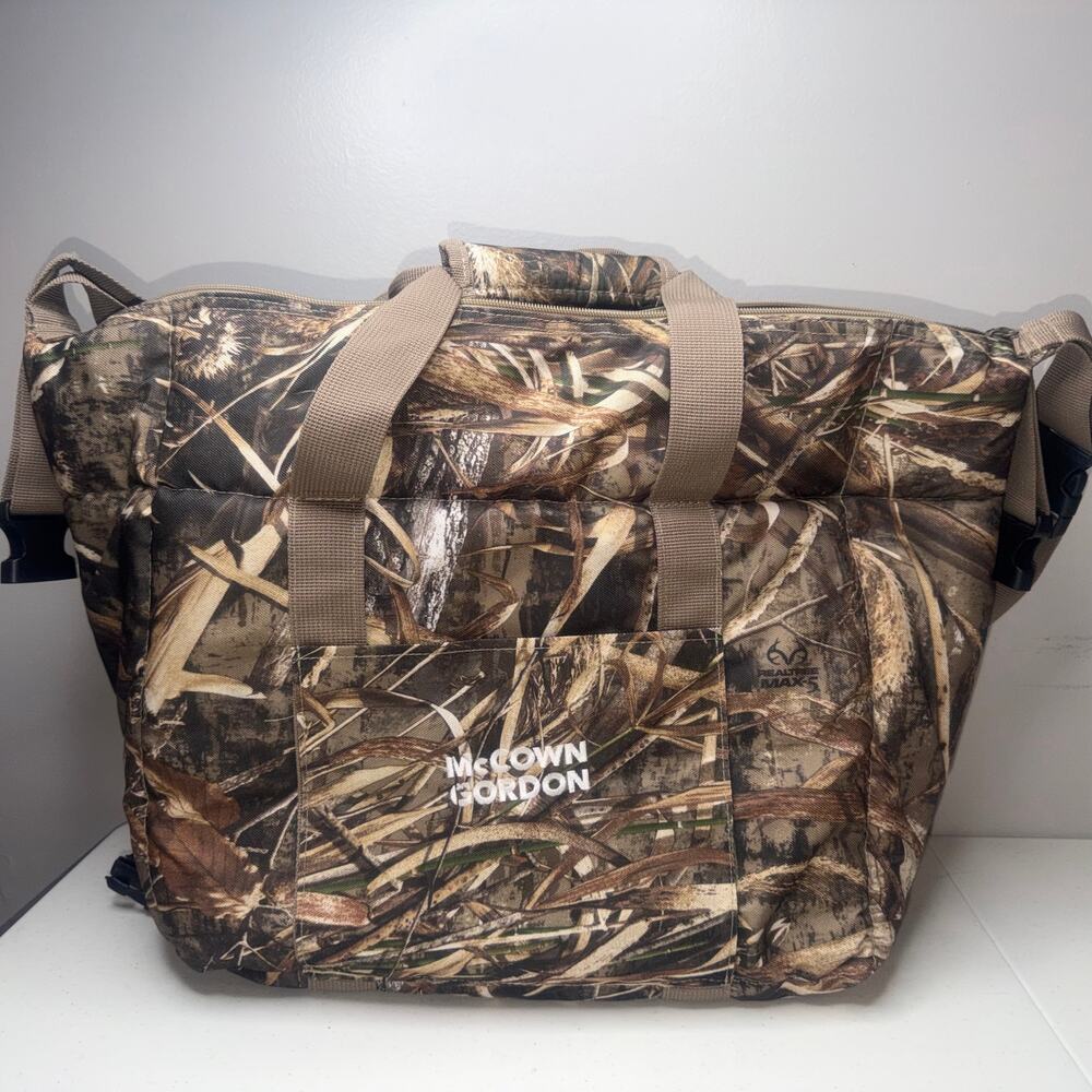 RealTree Max 5 Camouflage Pattern Hunting Blind Logo Soft Side Large Cooler